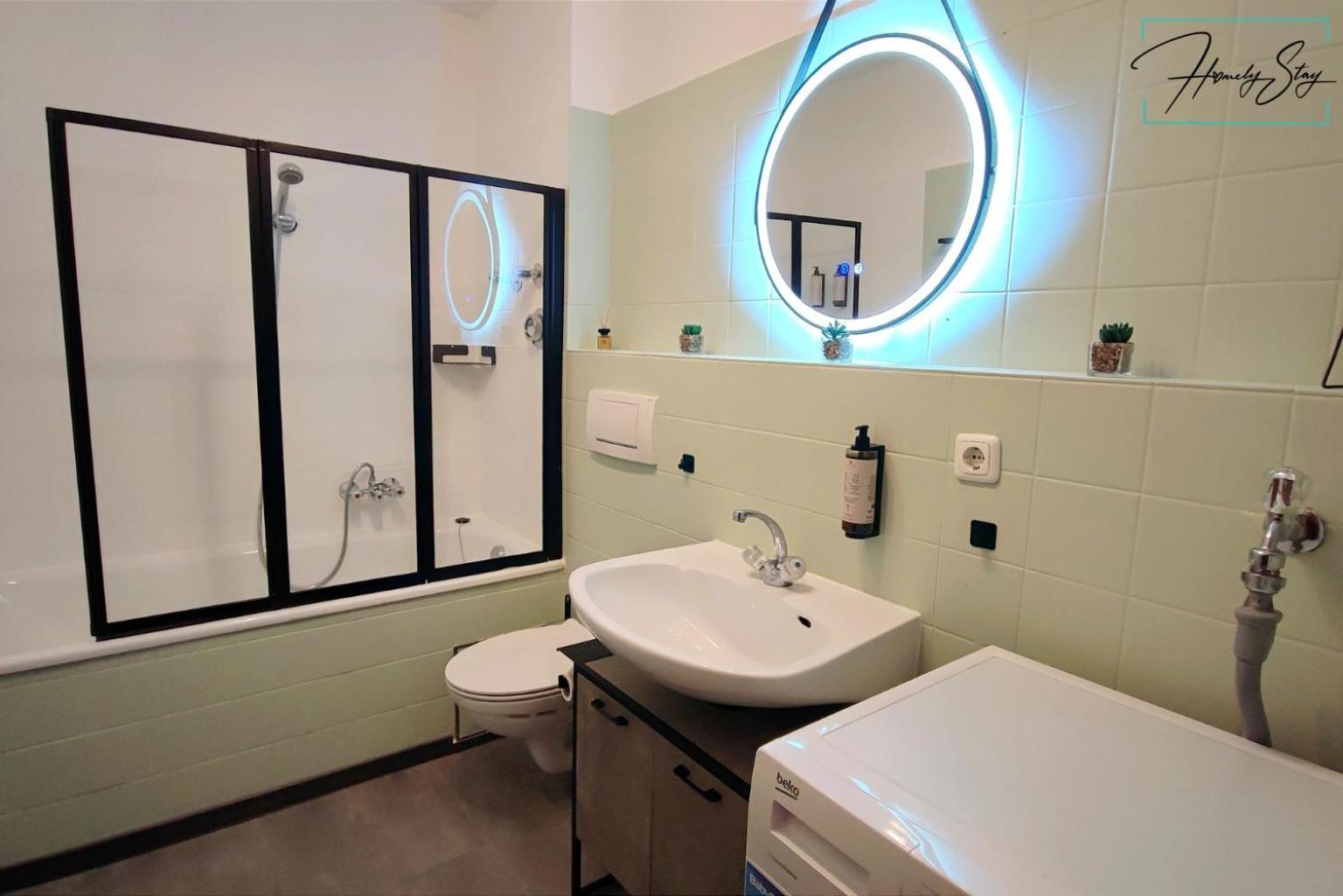 מינכן Homely Stay Serenity Greens - Stylisch Studio-Apartment With Kitchen - 10 Min To Central Station, Pet Friendly מראה חיצוני תמונה