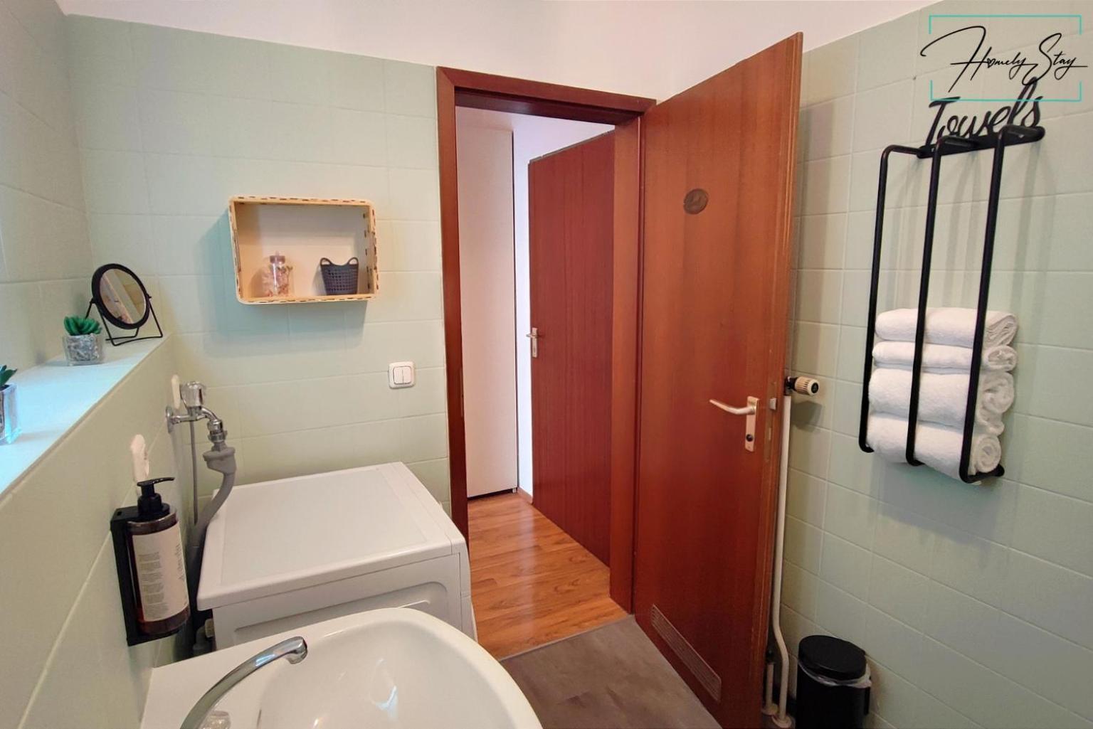 מינכן Homely Stay Serenity Greens - Stylisch Studio-Apartment With Kitchen - 10 Min To Central Station, Pet Friendly מראה חיצוני תמונה